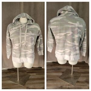 Oversized Aerie Size Large Camo hoody